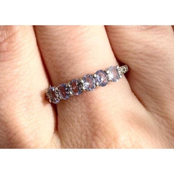 Blue Topaz Accented Band Style 925 Sterling Silver Vintage Ring - sz 8 - Picture 1 of 13